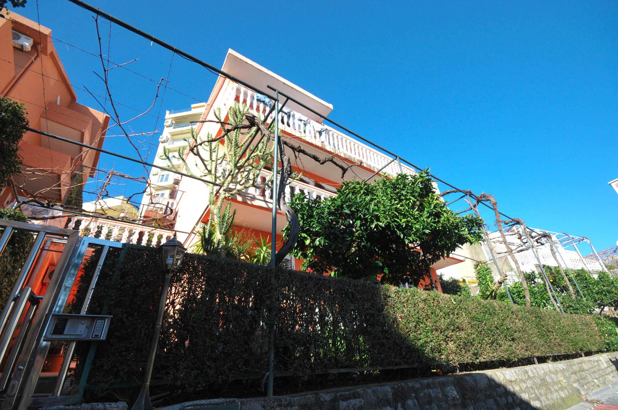 בודווה Apartments Orange מראה חיצוני תמונה